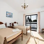 Vila Casa Areias